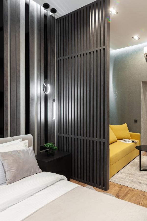 Dream Apartament On Drahomanova Street Lviv Dış mekan fotoğraf