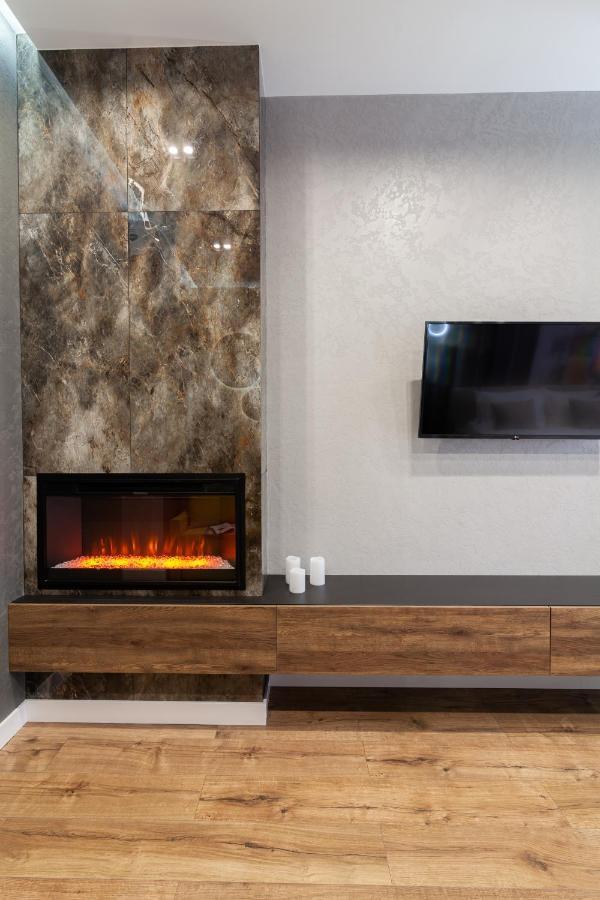 Dream Apartament On Drahomanova Street Lviv Dış mekan fotoğraf