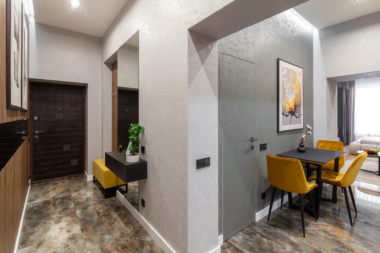 Dream Apartament On Drahomanova Street Lviv Dış mekan fotoğraf